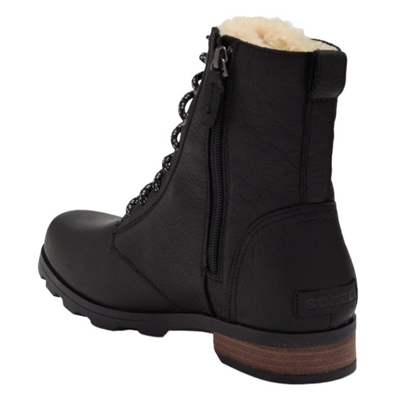 New In Box SOREL Emelie Genuine Shearling Short Lace-Up Leather Boots Sz 9 Black - Picture 2 of 5